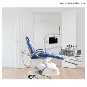 Chaise dentaire avec caméra orale et moniteur