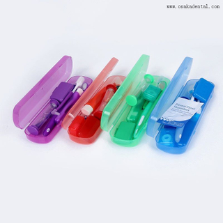 Kit orthodontique 8 pièces emballé dans une boîte colorée avec minuterie